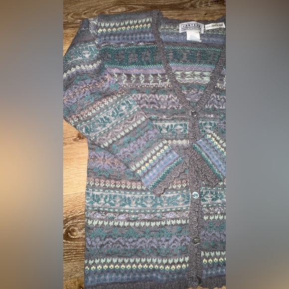 Jantzen Classic Fair Isle Cardigan Hand Emroidered Medium Large - Picture 2 of 7